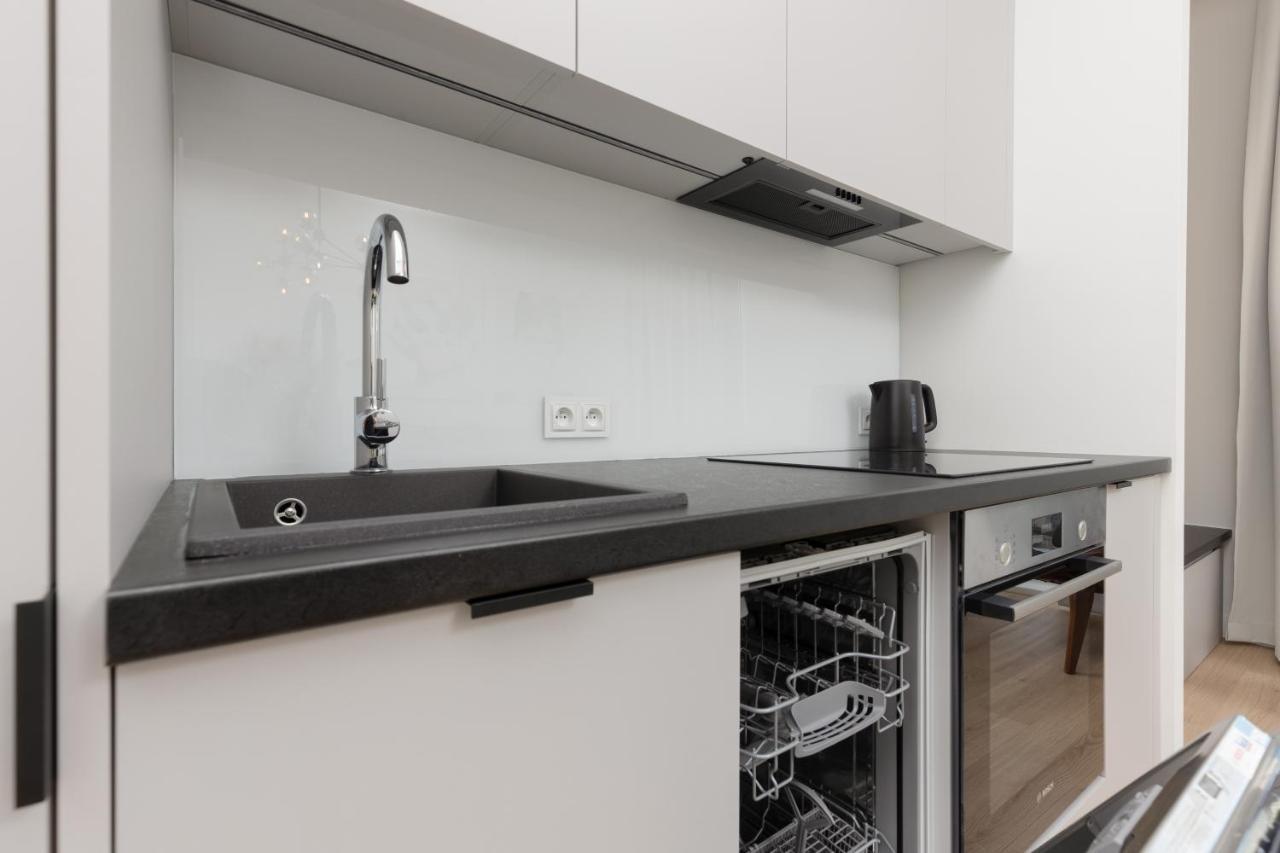 Fashionable City Center Apartment By Noclegi Renters Warschau Exterior foto